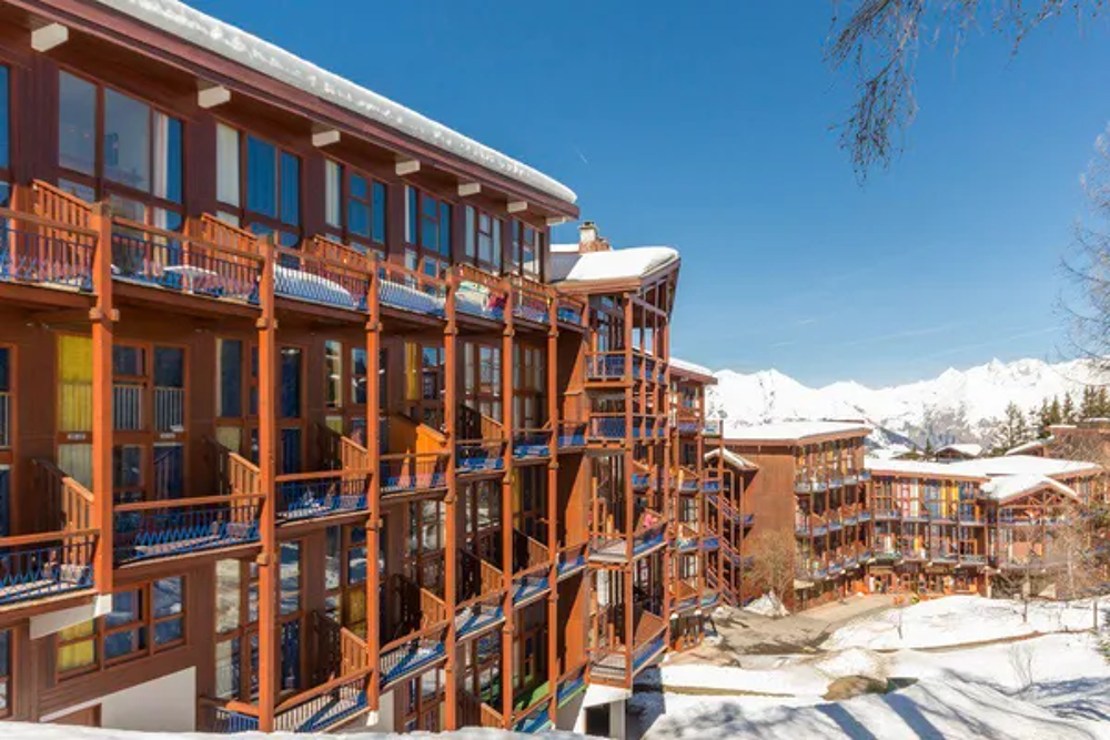   Aiguille grive 3 Pistes de ski < 100 m - Alimentation < 500 m - Centre ville < 500 m - Tlvision - Lave vaisselle Rhne-Alpes, Bourg-Saint-Maurice (73700)