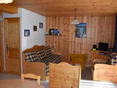   appartement 4 personnes Tlvision - Terrasse - Balcon - place de parking en extrieur - Lave vaisselle Rhne-Alpes, Champagny-en-Vanoise (73350)