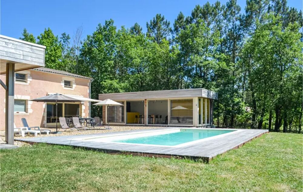   Location avec piscine privée Piscine privée - Télévision - Terrasse - place de parking en extérieur - Lave vaisselle Aquitaine, Saint-Rémy (24700)