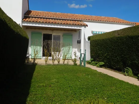 Location  Maison - Villa 