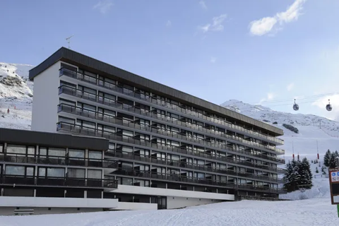   Aravis Alimentation < 100 m - Centre ville < 100 m - Tlvision - Lave vaisselle Rhne-Alpes, Les Menuires (73440)
