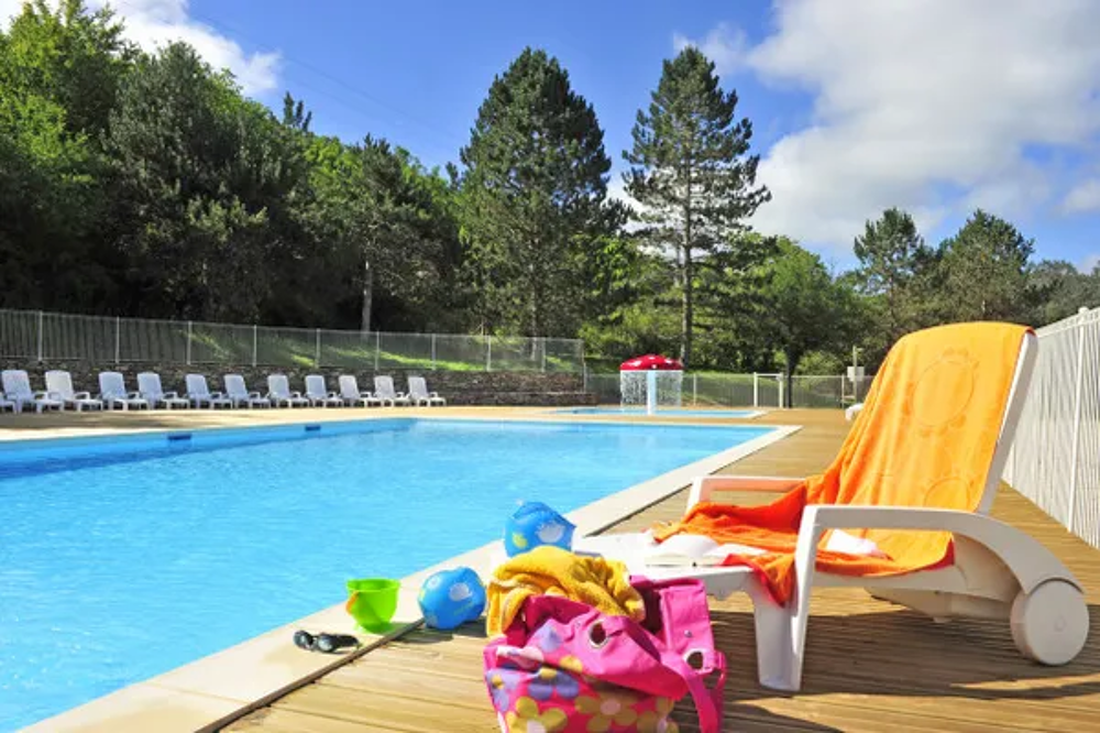   Les Cottages du Lac - Pilotis Piscine collective - Tlvision - Terrasse - Lave vaisselle - Accs Internet Aquitaine, Coly (24120)