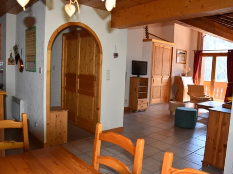   appartement 8 personnes Tlvision - Terrasse - Balcon - place de parking en extrieur - Lave vaisselle Rhne-Alpes, Champagny-en-Vanoise (73350)