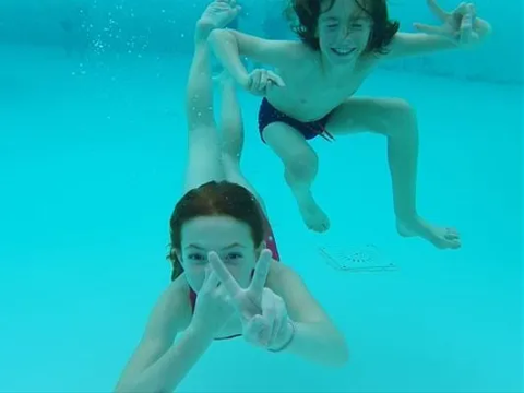   Camping La Cigaline - MH2 MONBAZILLAC, avec sanitaires (MAX 4 adultes + 2 enfants) Piscine collective - Terrasse - place de park Aquitaine, Montpon-Mnestrol (24700)