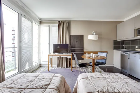   Studio cosy prs du mtro Tlvision - Lave vaisselle - Lave linge - Ascenseur le-de-France, Issy-les-Moulineaux (92130)