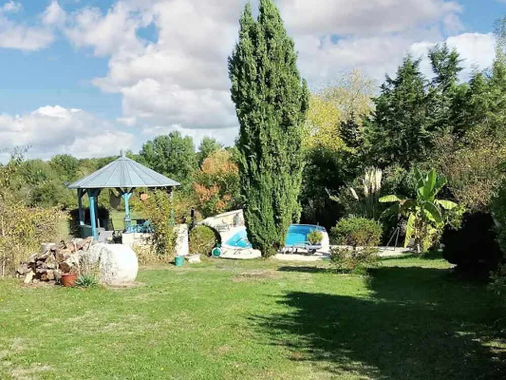   Villa pour 7 pers. avec piscine partagée et terrasse à Bosset Piscine collective - Télévision - Terrasse - place de parking en e Aquitaine, Bosset (24130)