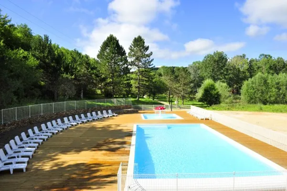  Les Cottages du Lac - Pilotis Piscine collective - Tlvision - Terrasse - Lave vaisselle - Accs Internet Aquitaine, Coly (24120)