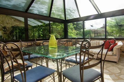   Circaud Piscine prive - Alimentation < 2 km - Centre ville < 2 km - Tlvision - Terrasse Aquitaine, Belvs (24170)