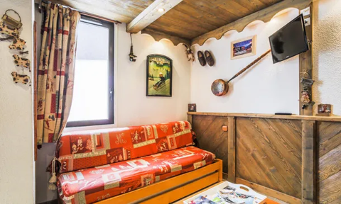   Appartement 2 pices 5 personnes Confort Pistes de ski < 100 m - Tlvision - Terrasse - Local skis - place de parking en extri Rhne-Alpes, Les Menuires (73440)