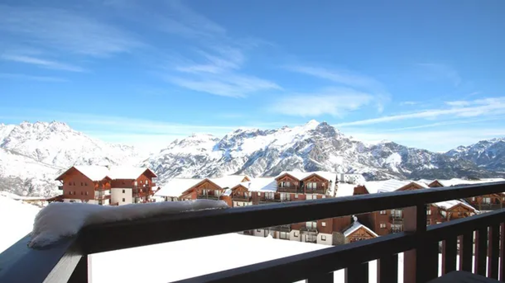   C212PAE - APPARTEMENT 2 CHAMBRES AVEC BALCON Piscine collective - Tlvision - Balcon - Lave vaisselle - Accs Internet Provence-Alpes-Cte d'Azur, Puy-Saint-Vincent (05290)