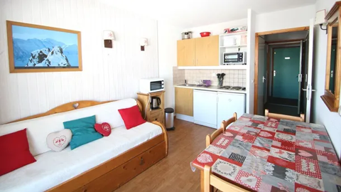   C212PAE - APPARTEMENT 2 CHAMBRES AVEC BALCON Piscine collective - Tlvision - Balcon - Lave vaisselle - Accs Internet Provence-Alpes-Cte d'Azur, Puy-Saint-Vincent (05290)