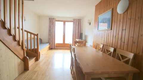   CH02- CHALET DUPLEX 2CHAMBRES - 7 PERS Piscine collective - Tlvision - Terrasse - Balcon - Lave vaisselle Provence-Alpes-Cte d'Azur, Puy-Saint-Vincent (05290)