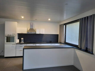  Appartement � louer 3 pi�ces 87 m�