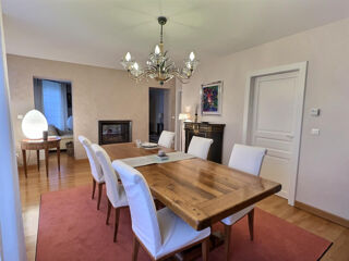  Immeuble à vendre 11 pièces 314 m²