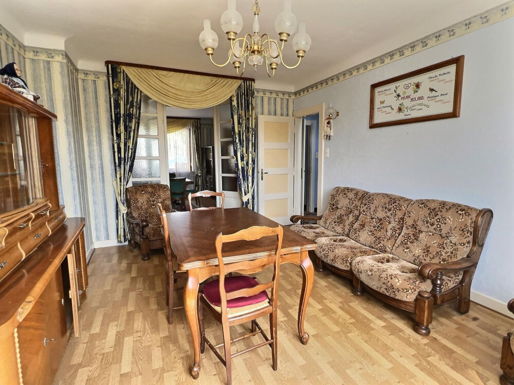 Maison de village - Laudrefang (57385) - 150.5 m2 - 4 chambres - 6 ares 39 - 118800€