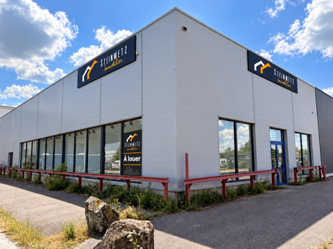 &Agrave; LOUER   LOCAL COMMERCIAL DE 400 M2   ZONE COMMERCIALE DE SARREGUEMINES 3971 57200 Sarreguemines