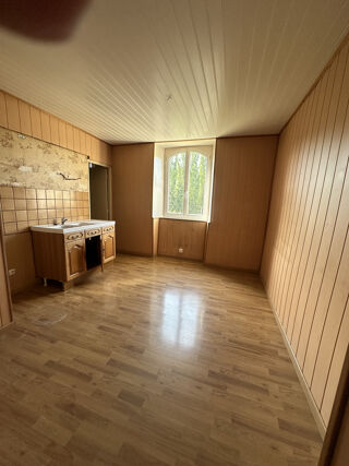 Immeuble à vendre 307 m²