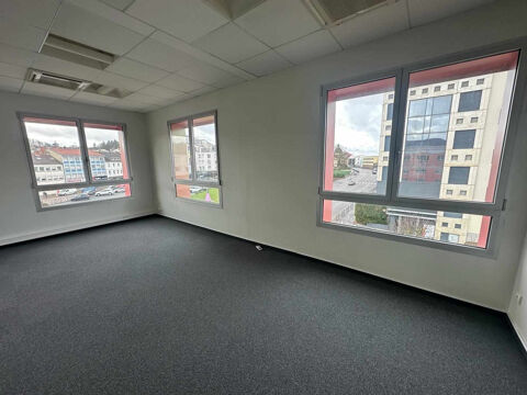   Bureaux - Plusieurs lots disponibles 