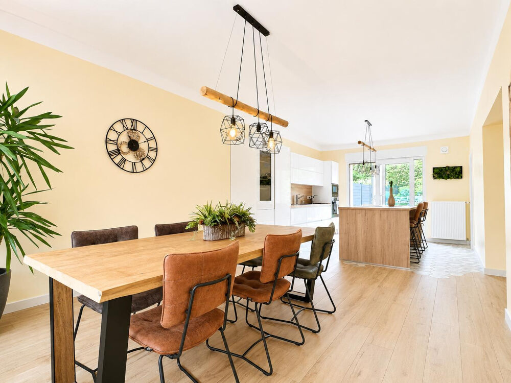 Maison familiale mitoyenne - 151m2 - 7 ARES 43 - 3 CHAMBRES - BUREAU - SCHOENECK - 315000€