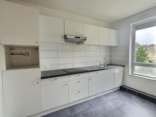  Appartement à louer 4 pièces 78 m²