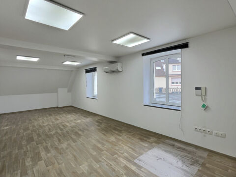 Local professionnel &agrave; louer - 80 m2 - Centre-ville de Forbach 600 57600 Forbach