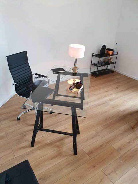   BUREAUX à Louer 