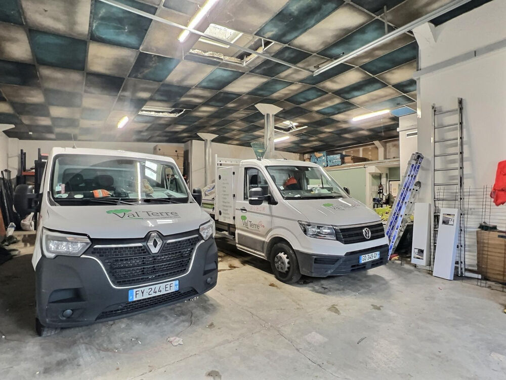   À VENDRE   Local d'activité avec dépôt, bureaux et logement de fonction Hombourg haut