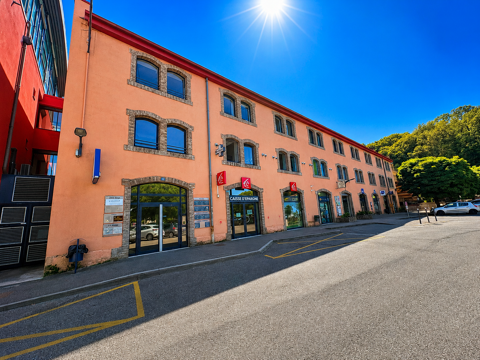 Locaux &agrave; louer - 242 m2 - Saint julien les Metz 3325 57070 St julien les metz