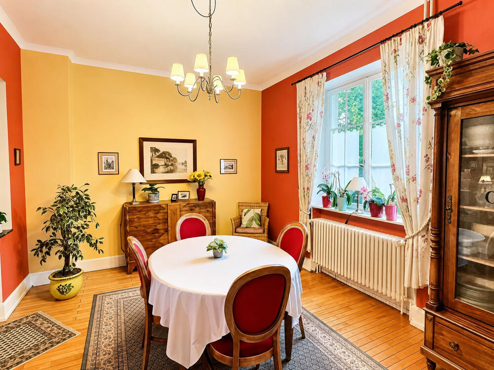 MAISON MITOYENNE DE CARACTERE - 180M2 - 6 ARES - 3 CHAMBRES - BUREAU - SARRALBE - 157500€