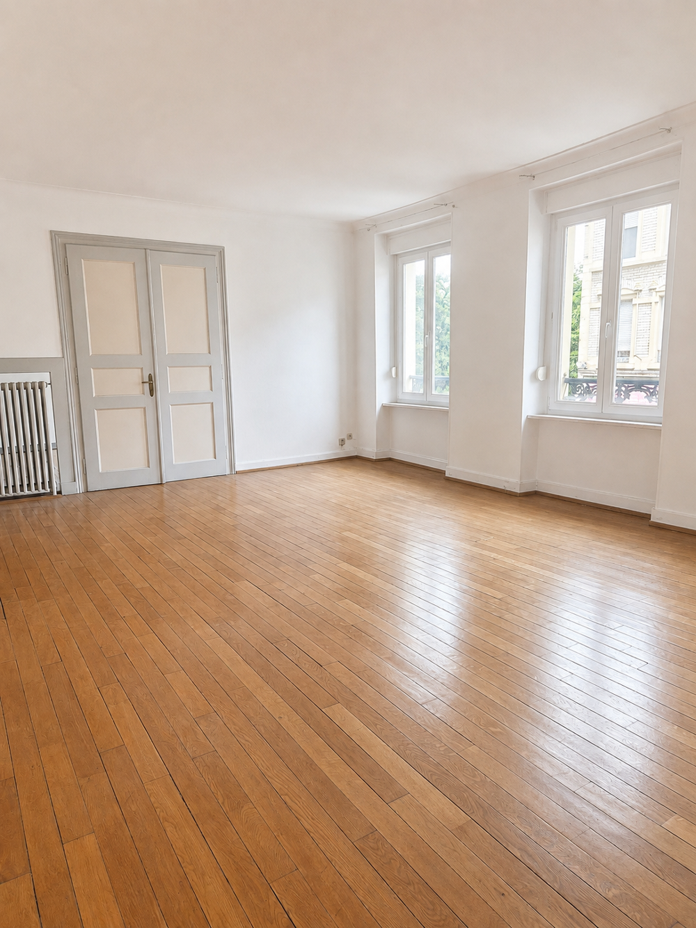 Vente Appartement Appartement - 235m2 - 4 chambres - Ascenseur - 129600€ - FORBACH Forbach