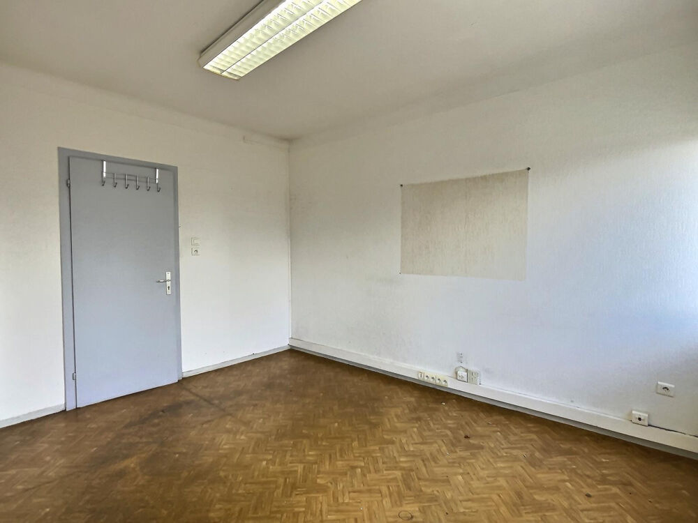   À LOUER - Bureau - 75 m2 - Zone de l'Europe à Forbach Forbach