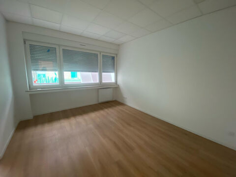  Local professionnel  louer - Centre-ville de Forbach 