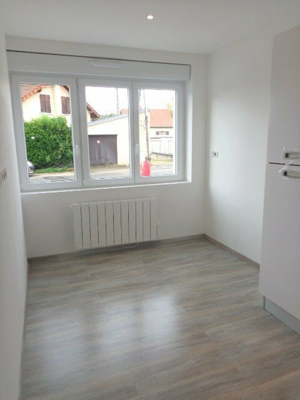 Location Appartement Studio NEUF de 35 m2 en RDC avec cuisine quipe et parking Montbeliard