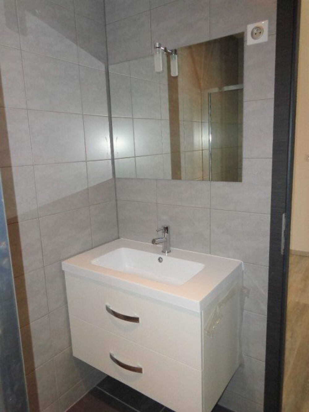 Location Appartement Studio NEUF de 35 m2 en RDC avec cuisine quipe et parking Montbeliard