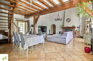  Maison à vendre 10 pièces 237 m²
