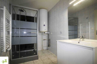  Appartement à louer 2 pièces 38 m²