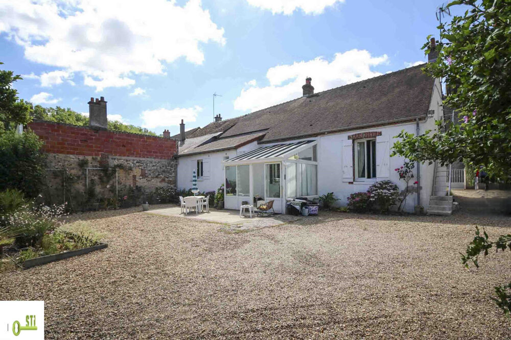 Maison 4 pièces 106 m² · à Ste Genevieve des Bois · 106 m² · 129 500 €