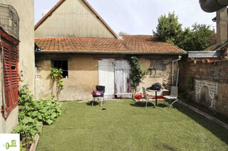  Immeuble à vendre 5 pièces 132 m²