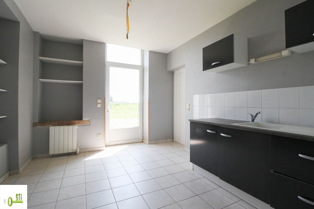 Maison avec grandes dépendances