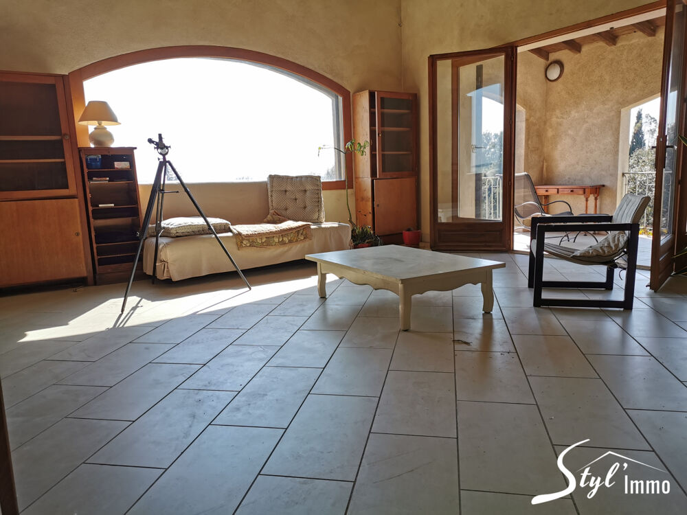 � vendre  Maison Saint-Gilles (30800)