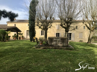  Propri�t�/ch�teau � vendre 8 pi�ces 350 m�