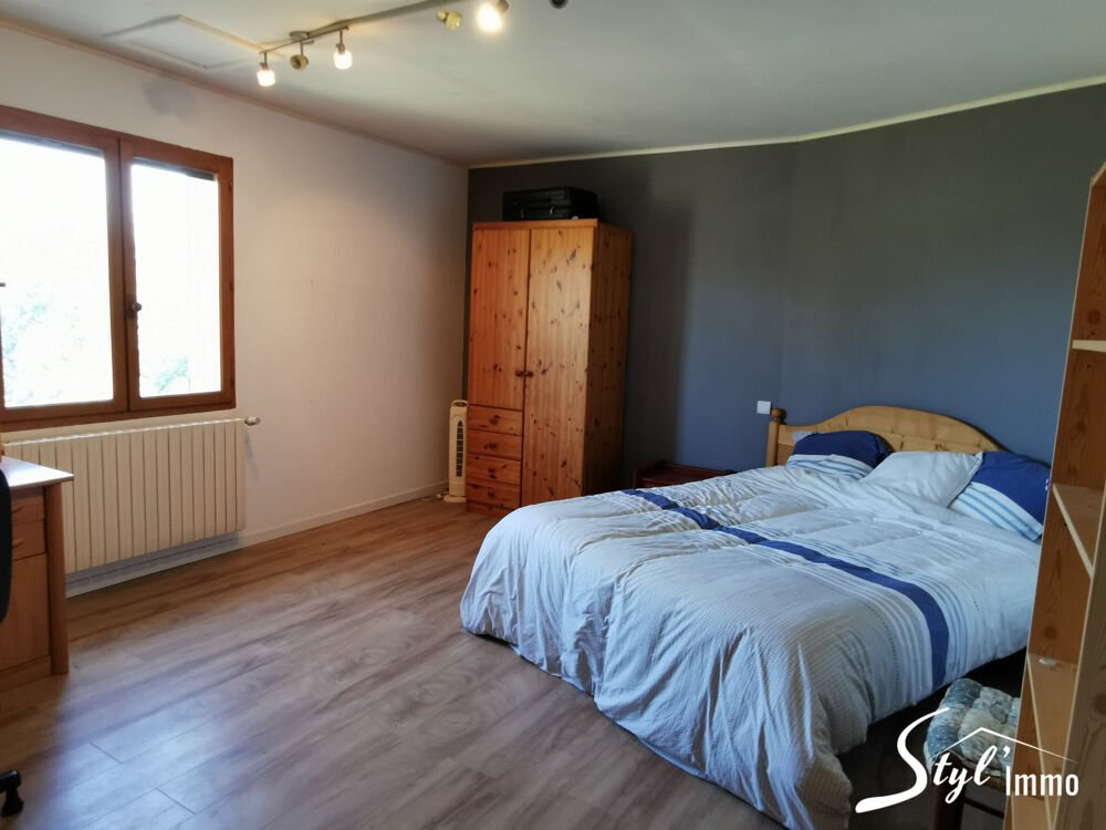 � vendre  Maison Saint-Gilles (30800)