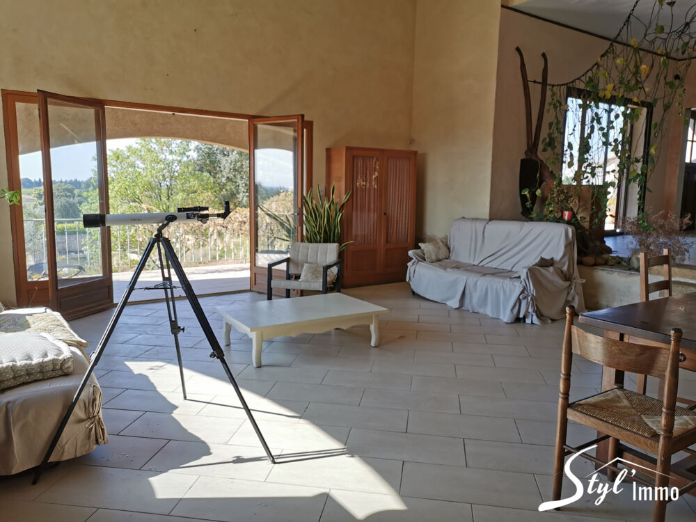 � vendre  Maison Saint-Gilles (30800)