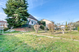 Vente Maison Maison familiale de caractère   160 m2   Sous-sol complet   Terrain 895 m2 Tignieu jameyzieu