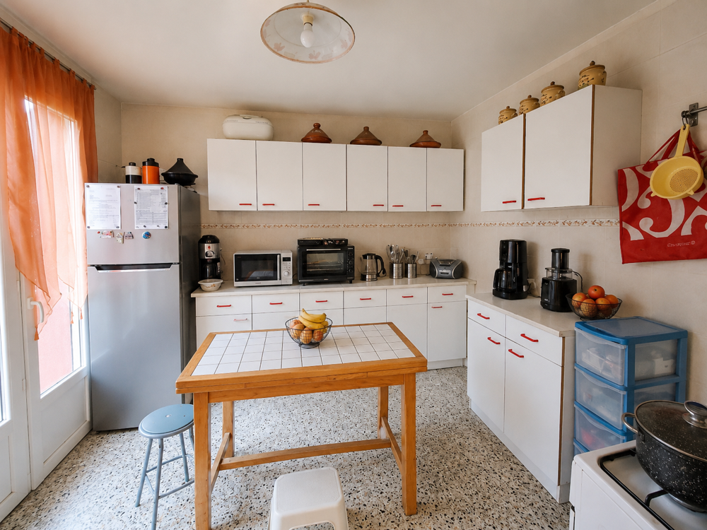 Tignieu secteur village, hors lotissement, Maison T3 avec grand jardin