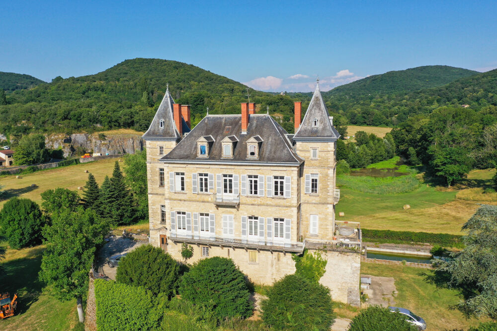 Vente Propriété/Château Château de Haute Pierre - Crémieu Cremieu