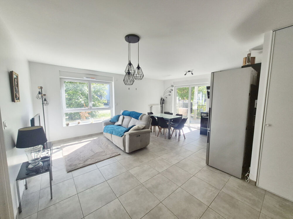 Vente Appartement Appartement T3 avec terrasse et garage à Saint-Jean-de-Niost St jean de niost