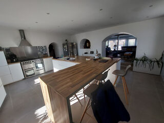  Maison à louer 4 pièces 131 m²