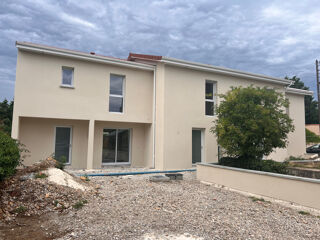  Maison � vendre 9 pi�ces 245 m�