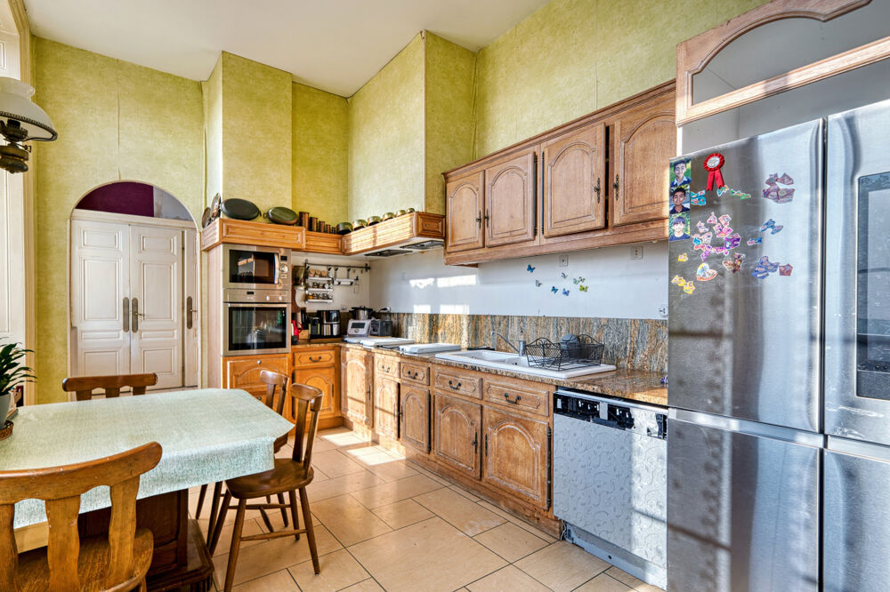  vendre  Proprit/chteau Crmieu (38460)